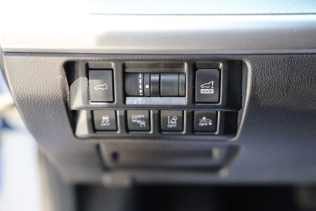 Used 2019 Subaru Outback 2.5i Premium AWD/4WD image 16