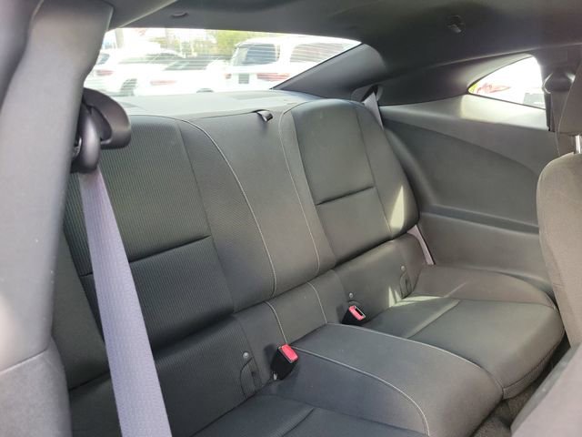 Used 2015 Chevrolet Camaro LT w/ 1LT Preferred Package RWD image 10