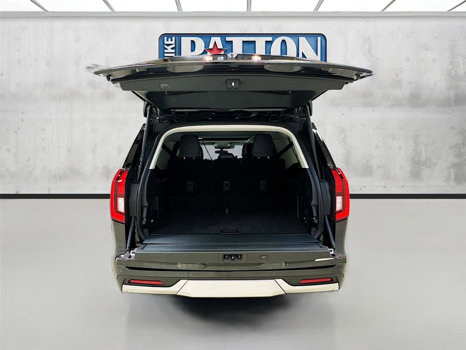 New 2026 Ford Expedition Max Platinum w/ Driver's Package image 27