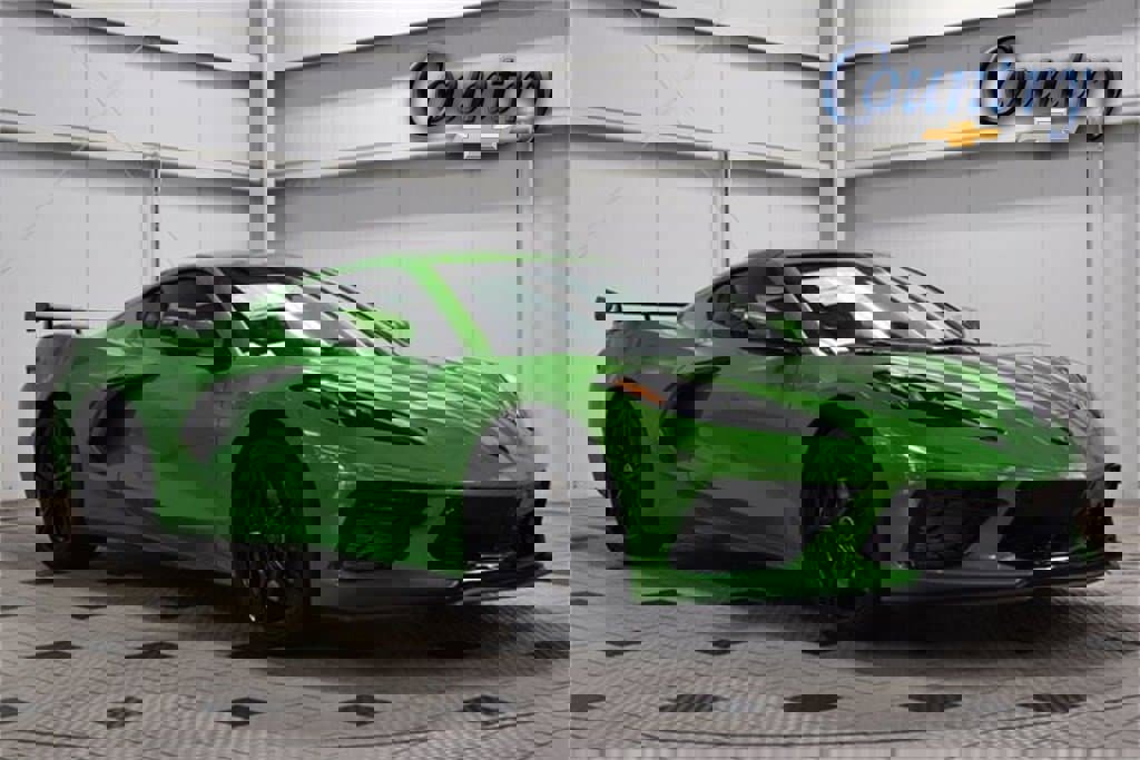 New 2026 Chevrolet Corvette Stingray Premium Cpe w/ Z51 Performance Package image 1