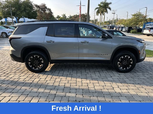 Used 2025 Chevrolet Traverse Z71 w/ Driver Confidence Package AWD/4WD image 14