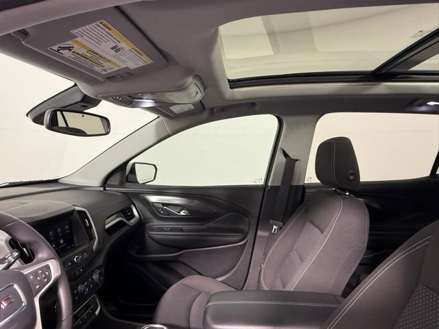 Used 2022 GMC Terrain SLE w/ Driver Convenience Package image 33