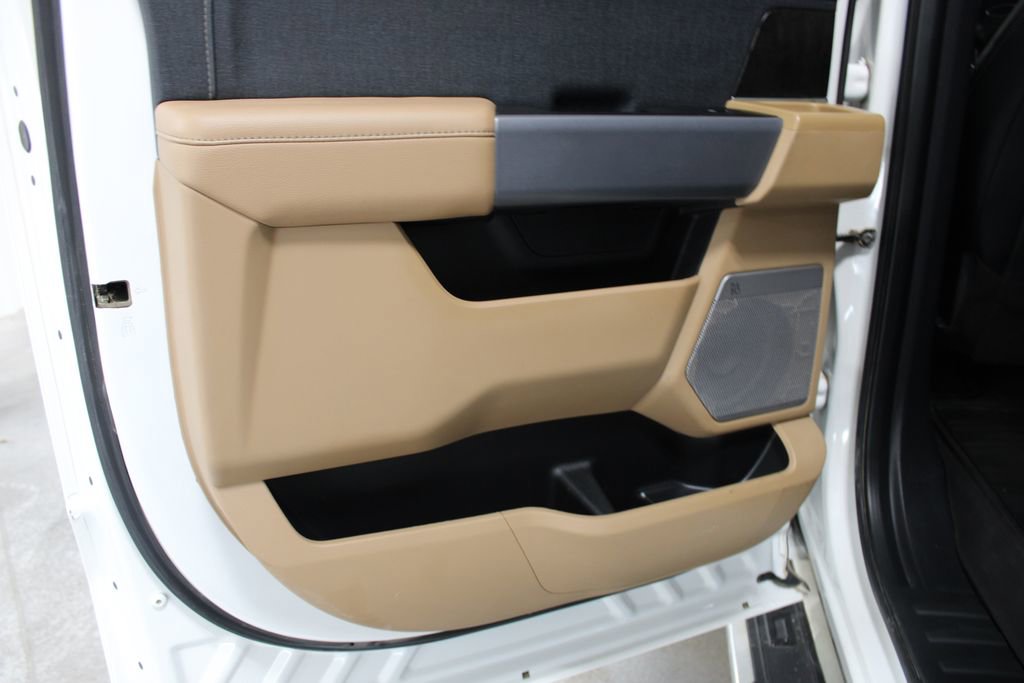 Used 2023 Ford F150 Lariat w/ Trailer Tow Package image 23