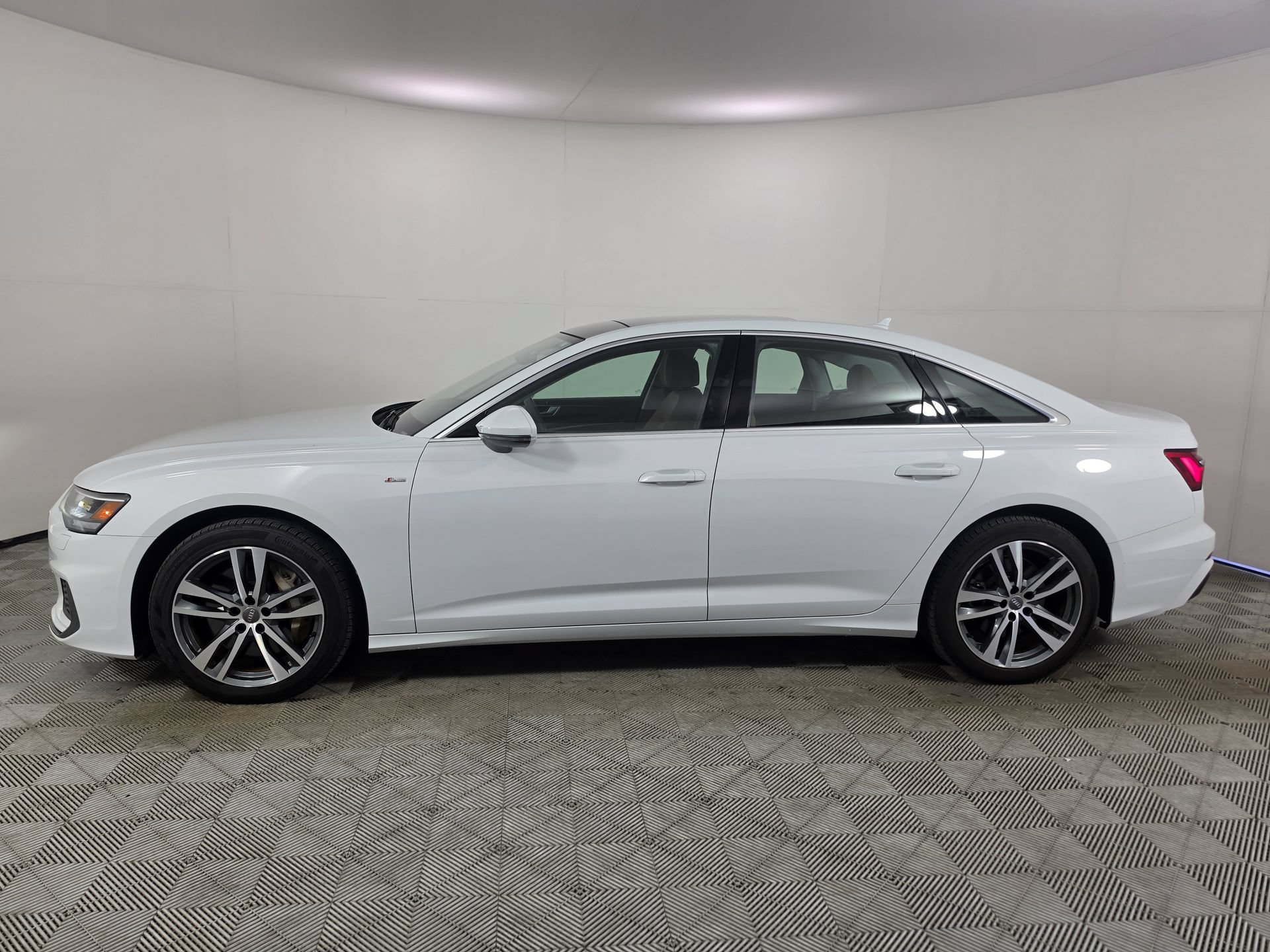 Used 2020 Audi A6 3.0T Premium w/ Convenience Package AWD/4WD image 4