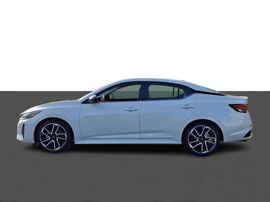 Used 2025 Nissan Sentra SR image 4