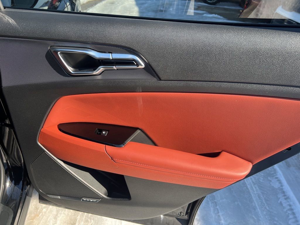 Certified 2023 Kia Sportage SX image 17