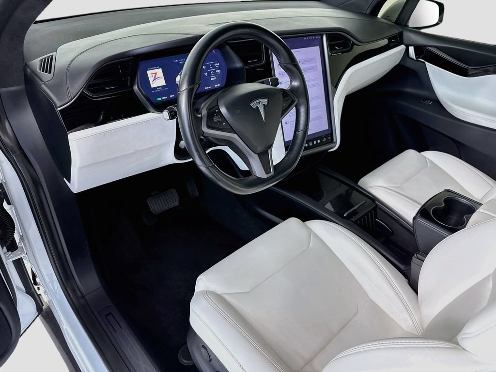 Used 2018 Tesla Model X 75D AWD/4WD image 9