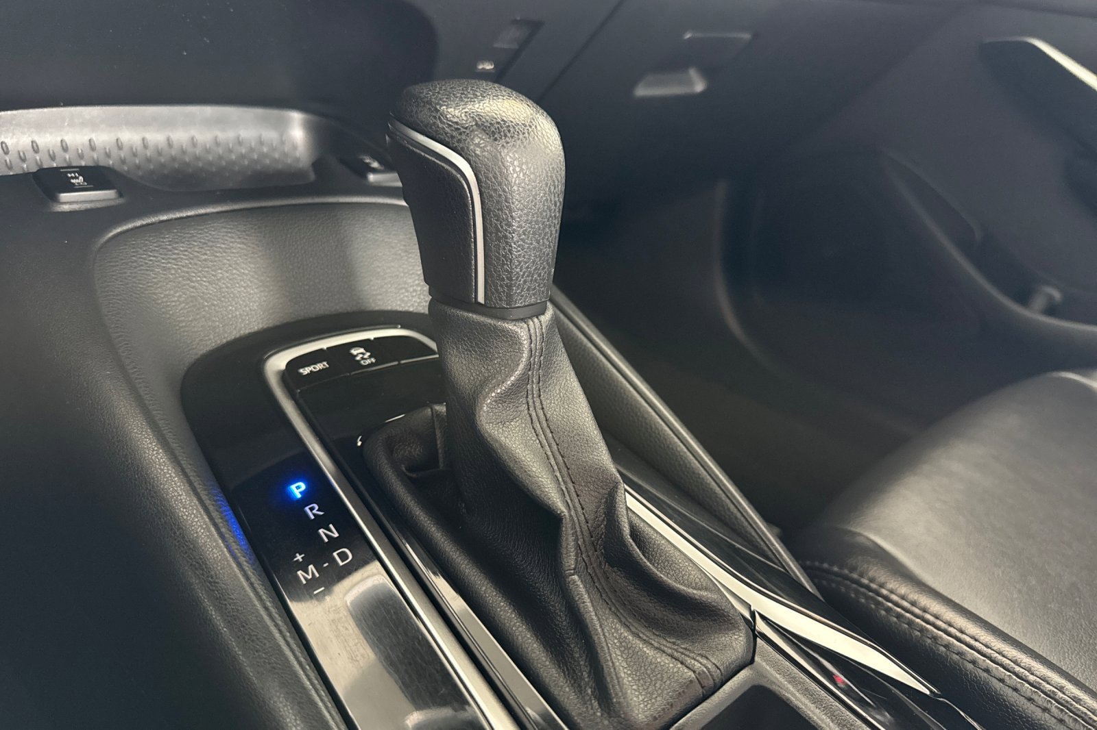 Used 2021 Toyota Corolla XSE image 24