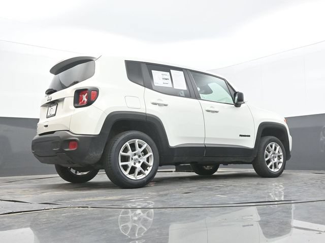 Used 2023 Jeep Renegade Latitude AWD/4WD image 59