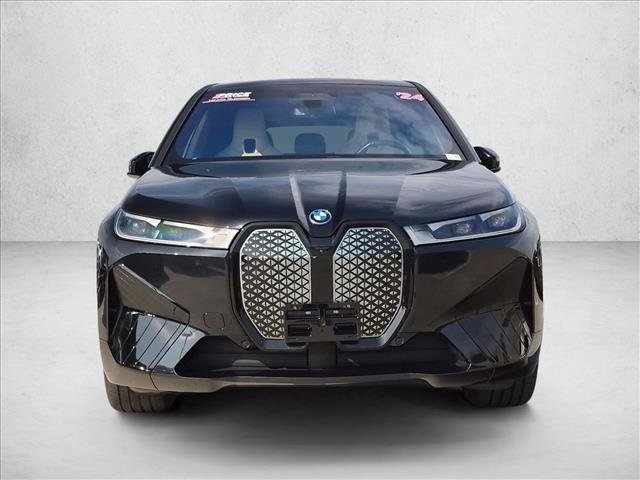 Used 2024 BMW iX xDrive50 w/ Sport Package AWD/4WD image 2