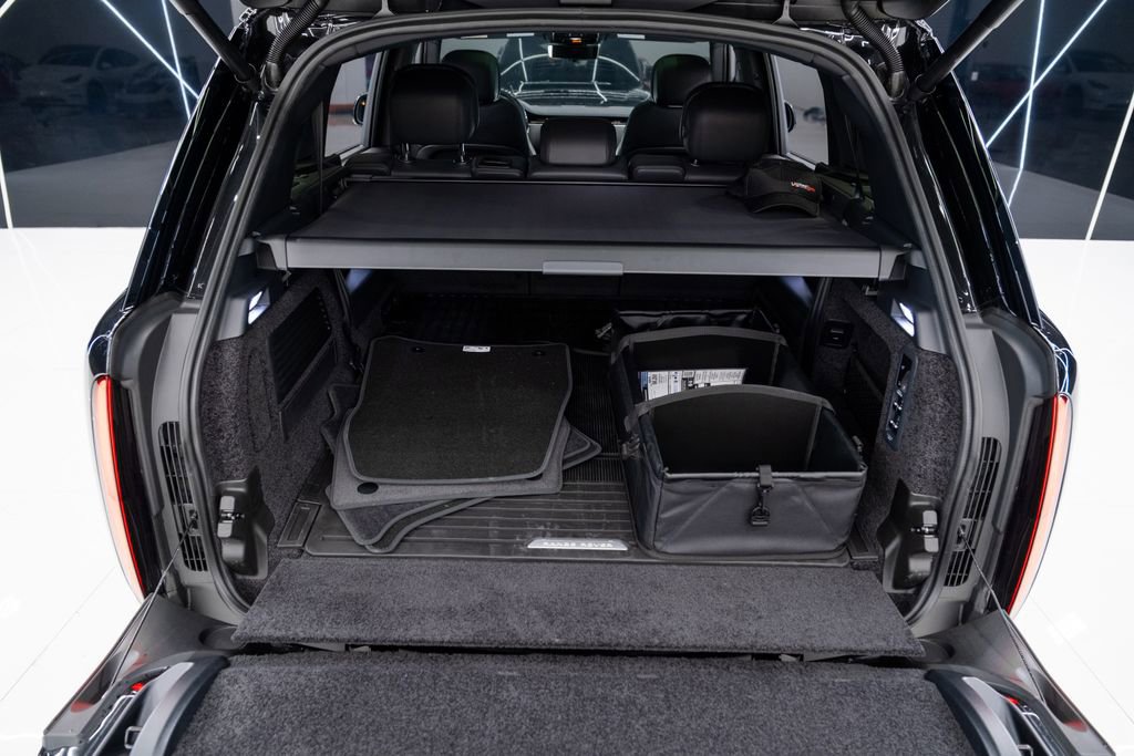 Used 2026 Land Rover Range Rover Long Wheelbase SE image 45