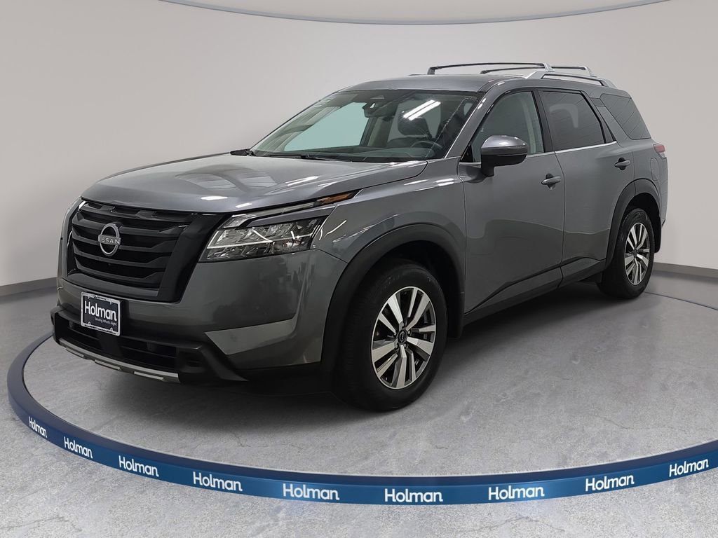 Used 2023 Nissan Pathfinder SL w/ Black Appearance Package