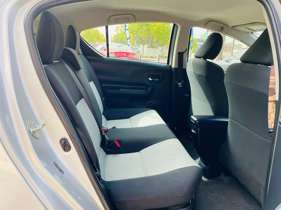 Used 2015 Toyota Prius C One FWD image 20