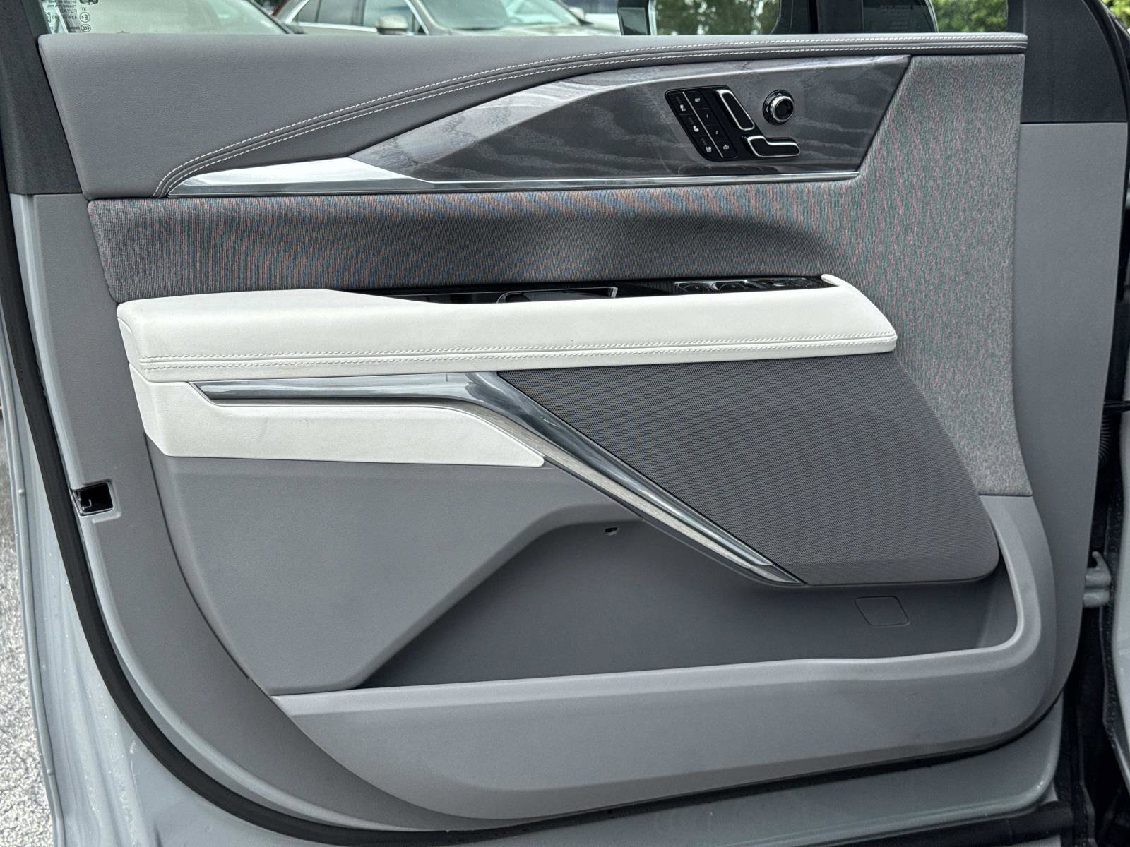 New 2026 Cadillac Escalade IQL Sport 1 image 19