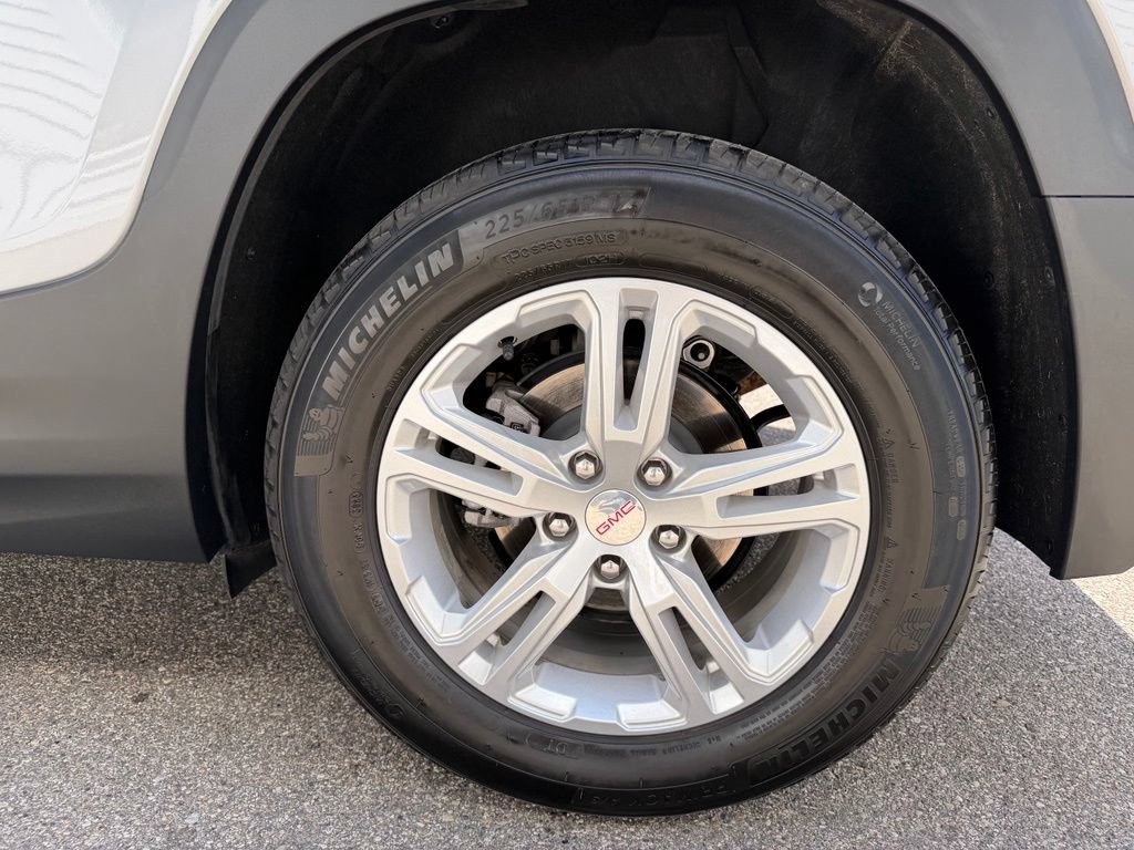 Certified 2024 GMC Terrain SLE w/ Driver Convenience Package FWD image 12