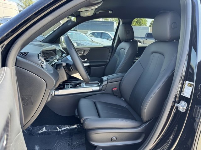 New 2025 Mercedes-Benz GLB 250 image 5
