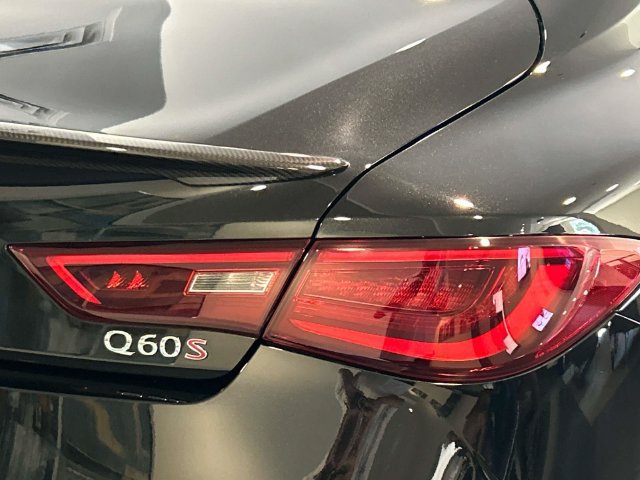 Used 2022 INFINITI Q60 Red Sport 400 w/ Proactive Package AWD/4WD image 10