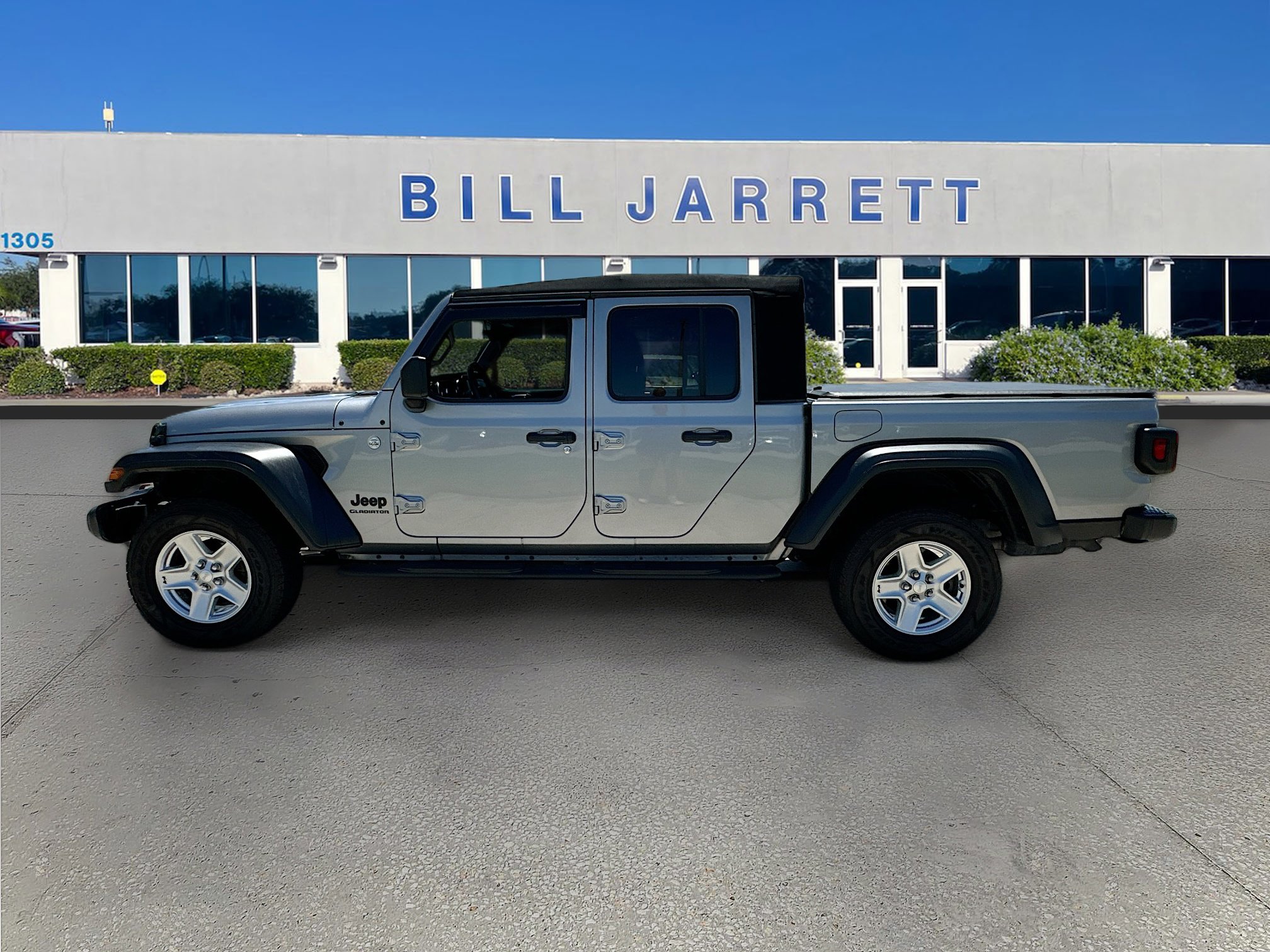 Used 2020 Jeep Gladiator Sport w/ Quick Order Package 24S AWD/4WD image 4