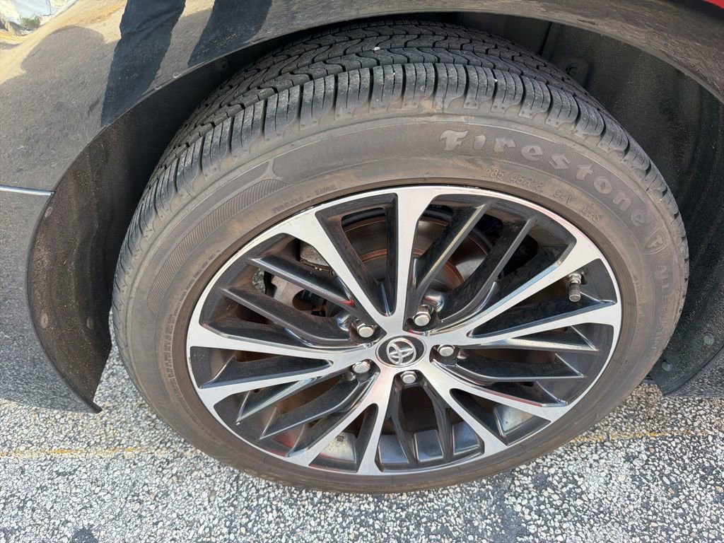 Used 2019 Toyota Camry SE image 11