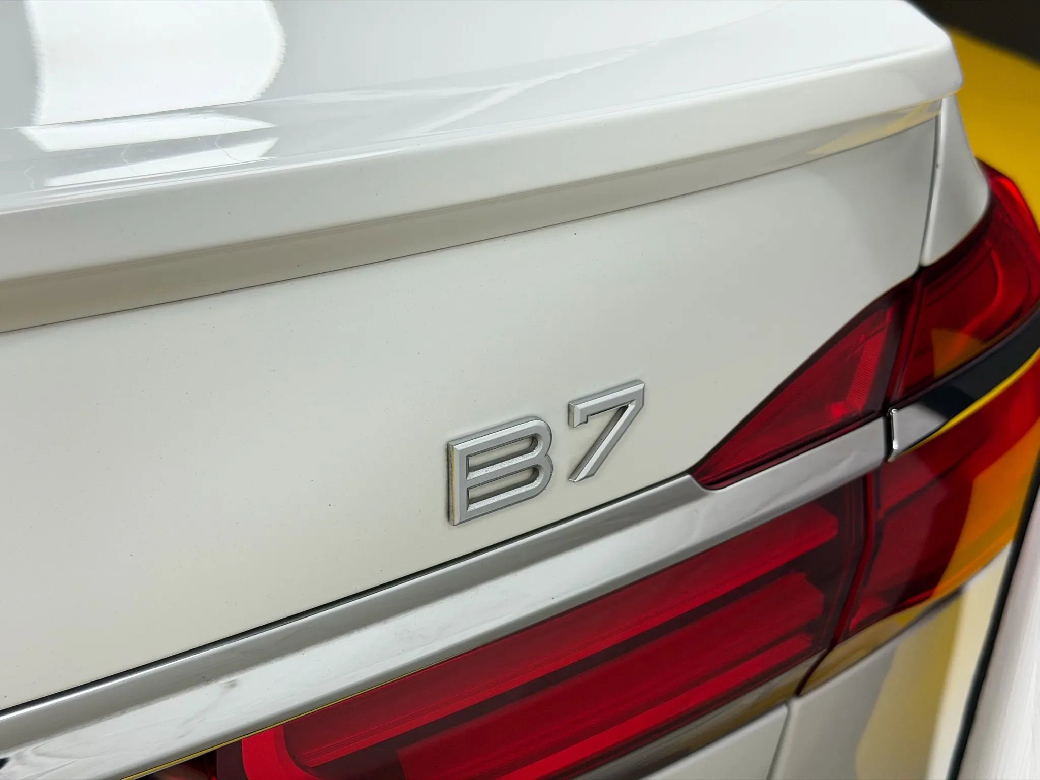 Used 2017 BMW 750i xDrive image 14