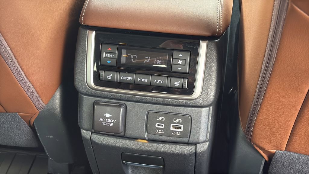 Used 2023 Subaru Ascent Touring AWD/4WD image 17