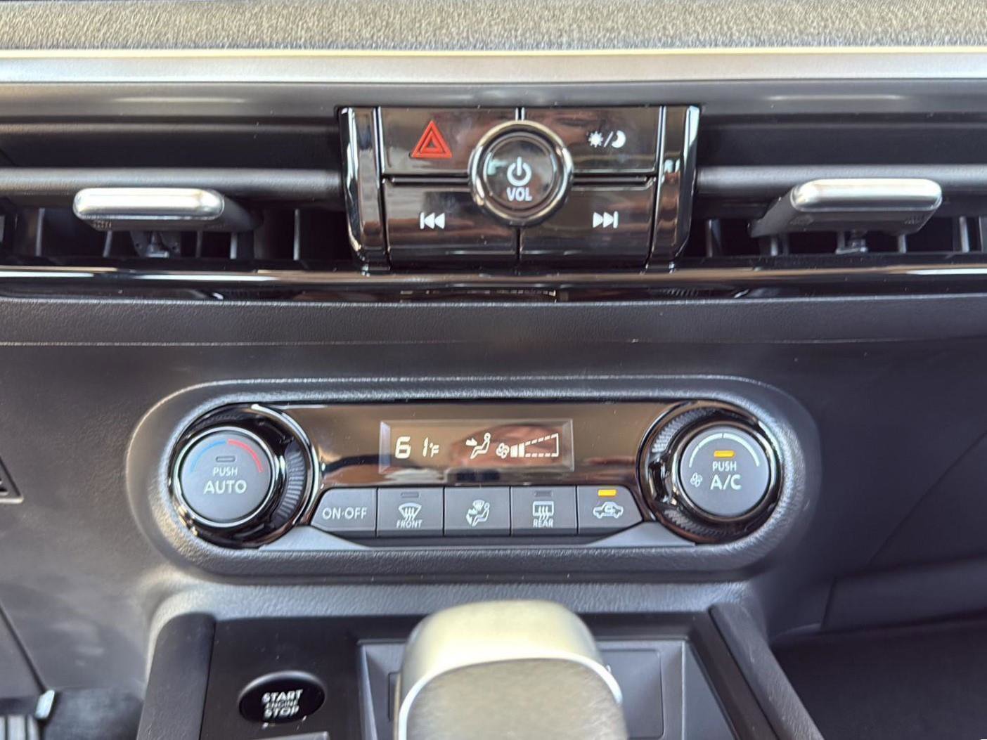New 2026 Nissan Kicks SV w/ SV Premium Package image 26