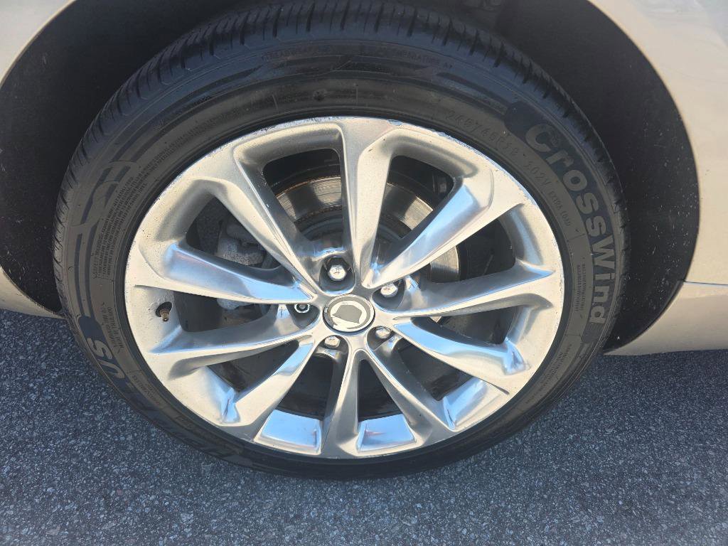 Used 2014 Cadillac XTS Luxury w/ Driver Awareness Package AWD/4WD image 18