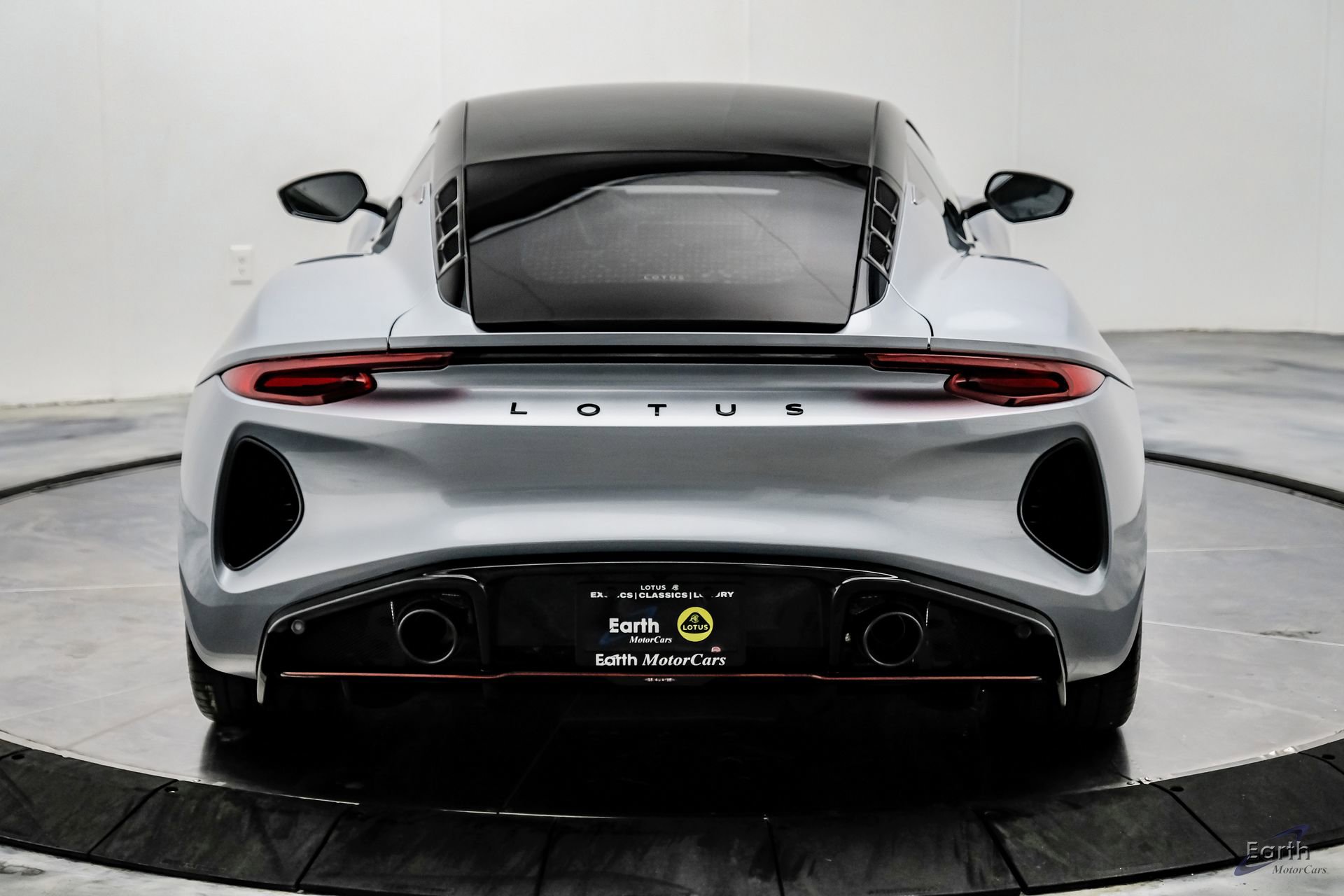 New 2026 Lotus Emira SE image 16