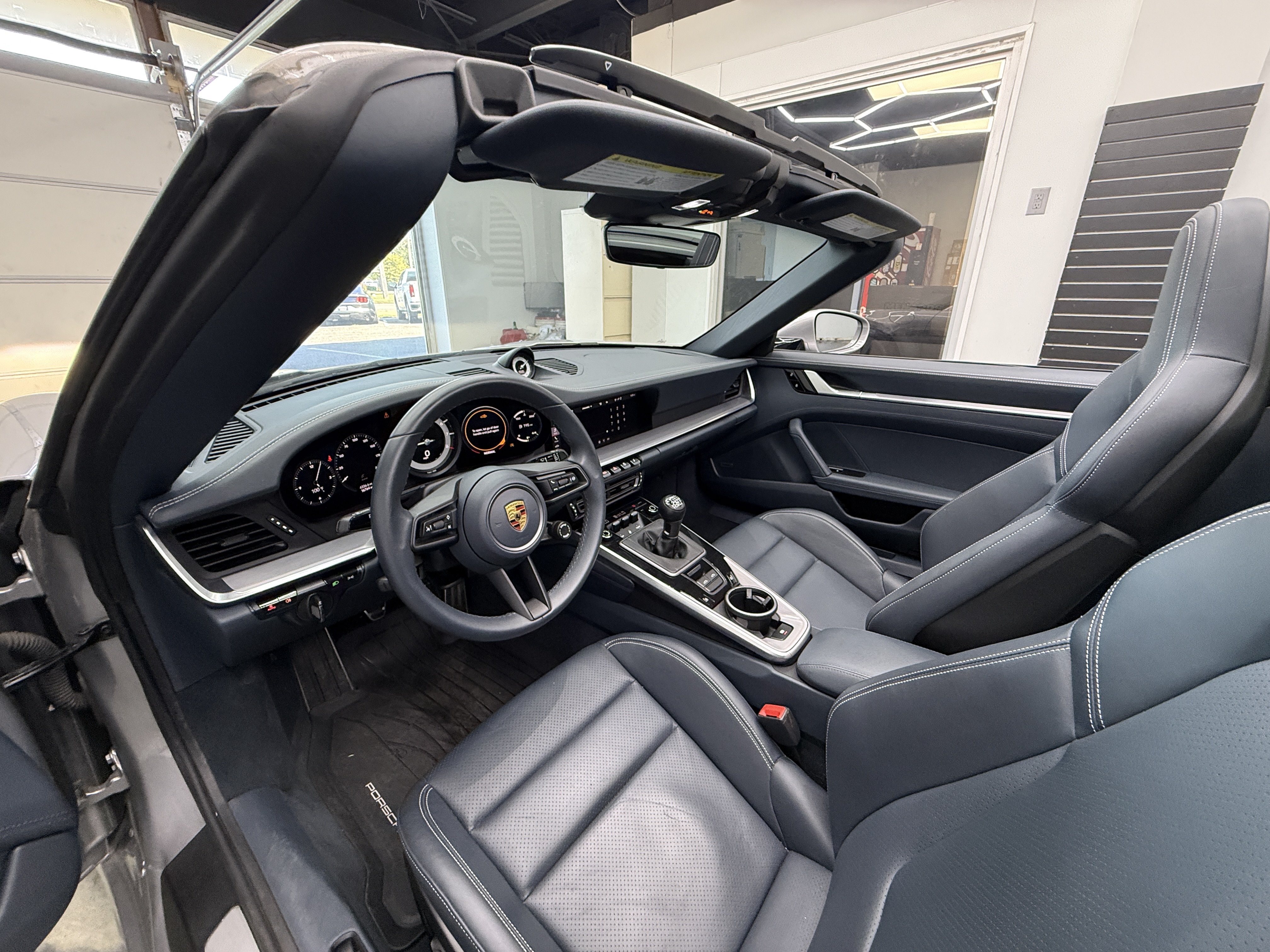 Used 2021 Porsche 911 Targa 4S AWD/4WD image 24