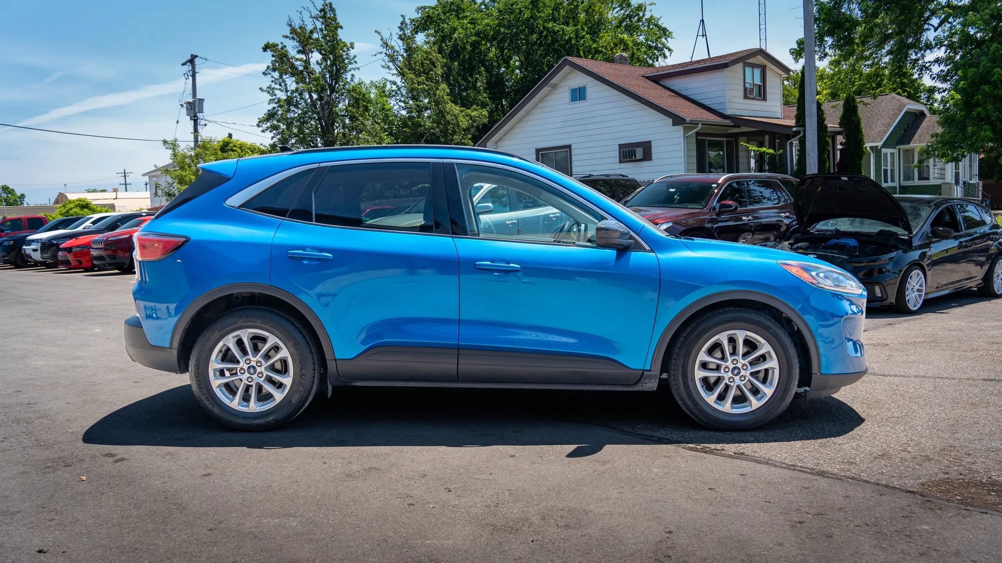 Used 2020 Ford Escape SE FWD image 5