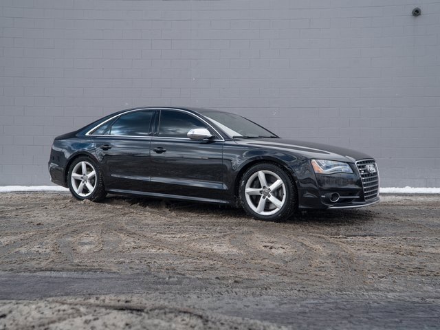 Used 2014 Audi S8 image 9