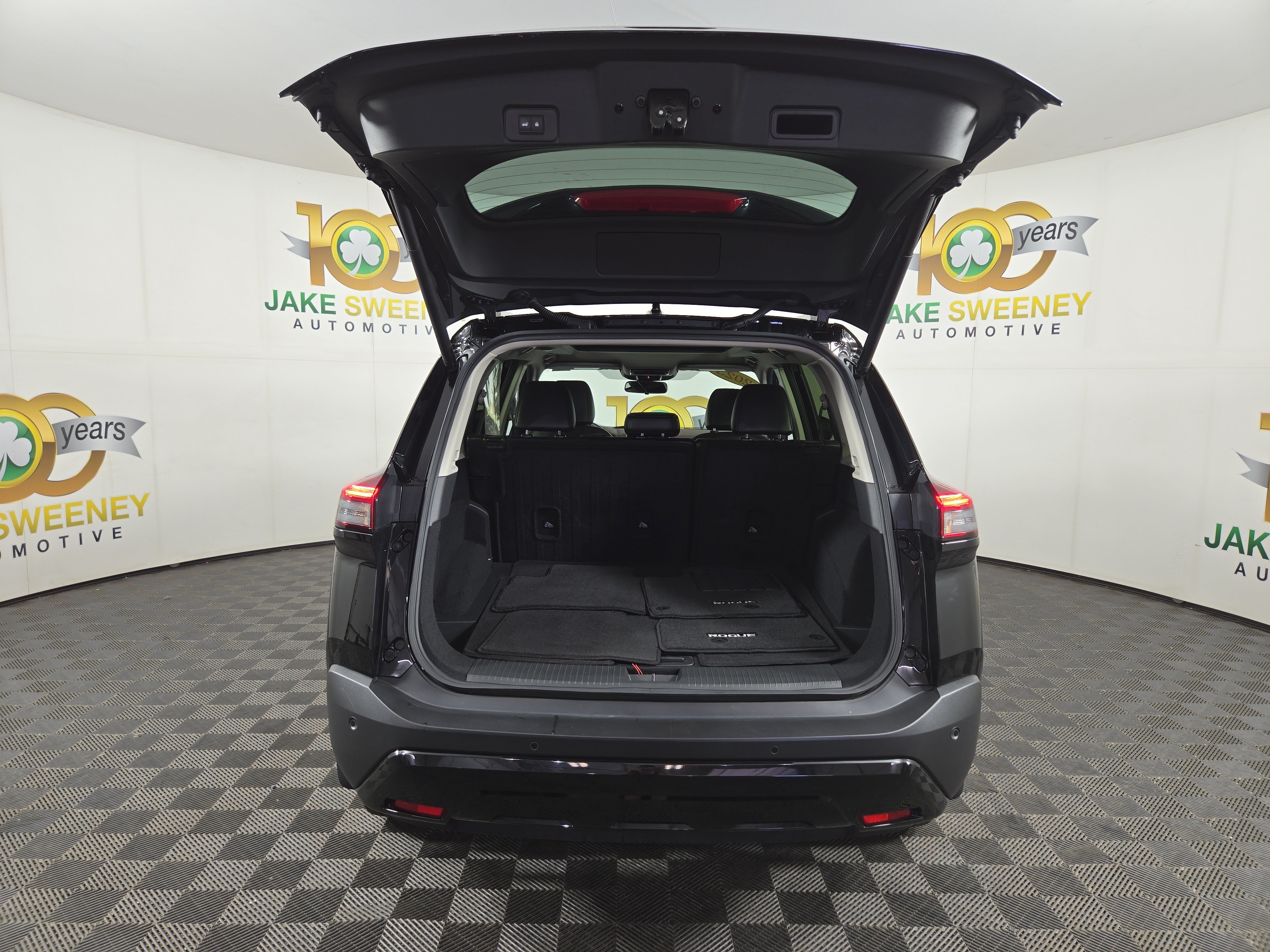 Used 2023 Nissan Rogue SV w/ SV Premium B Package AWD/4WD image 33