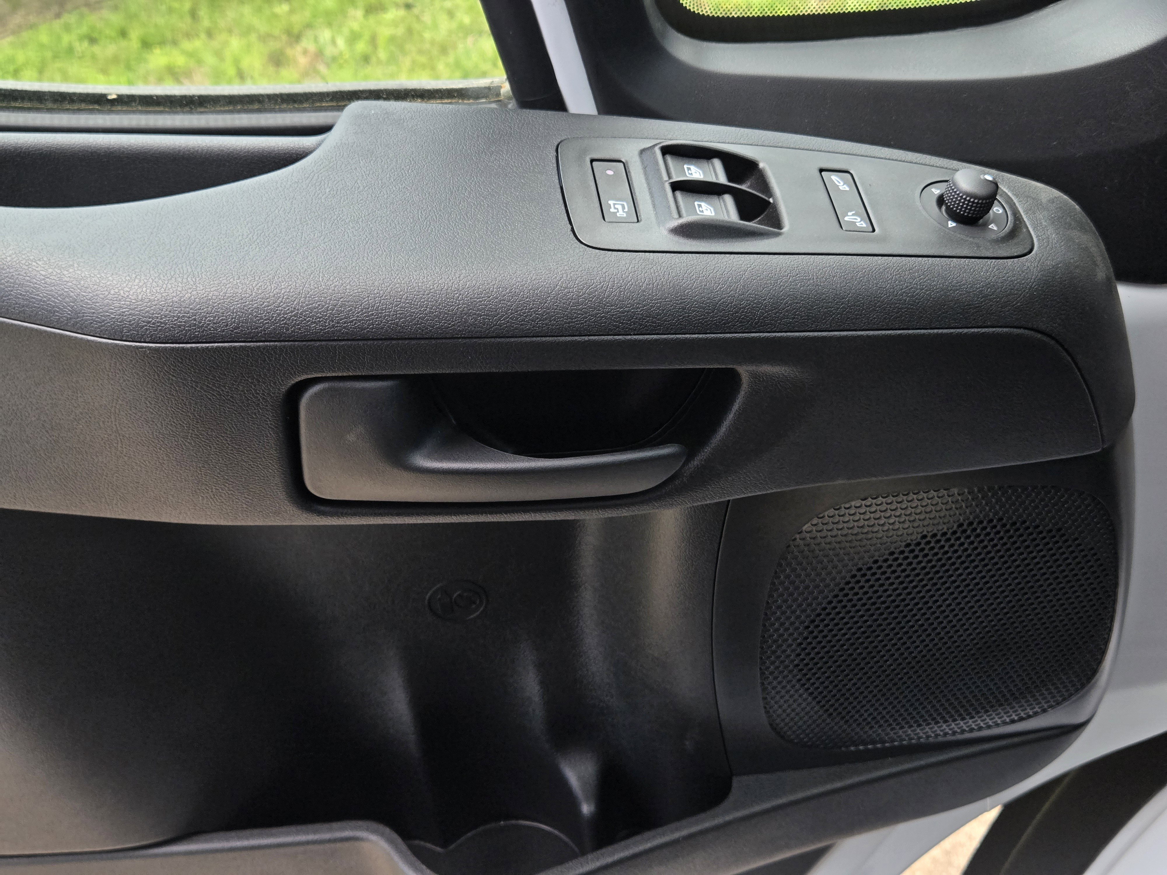 New 2026 RAM ProMaster 2500 w/ Advanced Safety Group FWD image 17