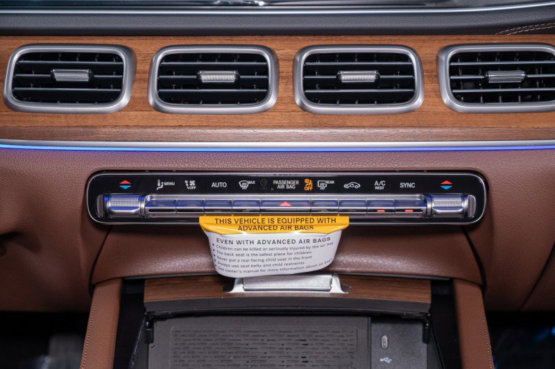 New 2026 Mercedes-Benz GLS 450 4MATIC image 23