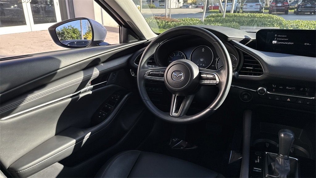 Used 2023 MAZDA MAZDA3 s image 22