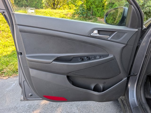 Used 2019 Hyundai Tucson SE FWD image 28
