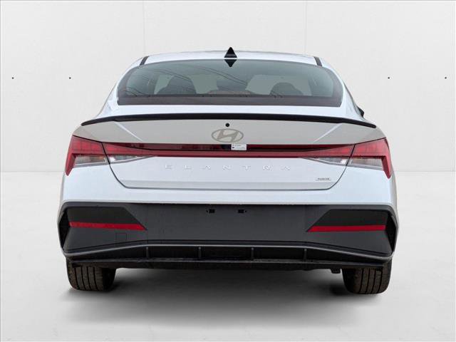 New 2025 Hyundai Elantra SEL image 7