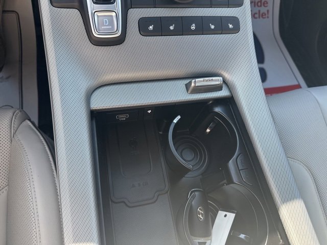 Used 2023 Hyundai Palisade SEL w/ Cargo Package image 23