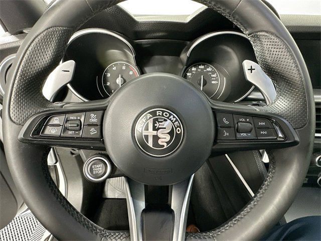 Used 2022 Alfa Romeo Stelvio Veloce image 22