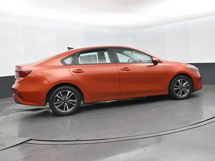 Used 2024 Kia Forte LXS FWD image 4