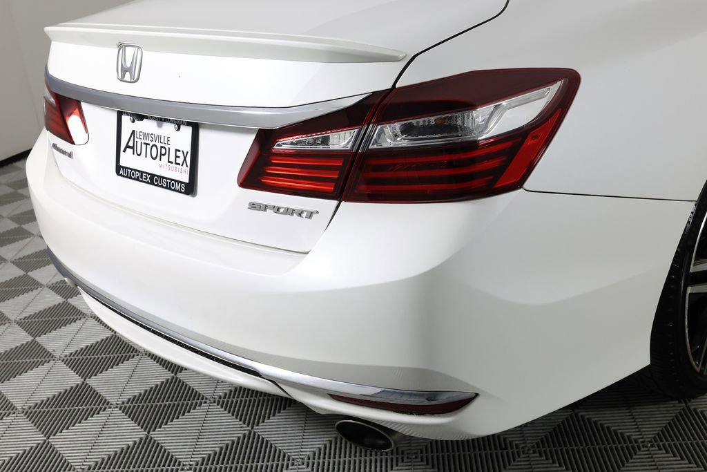 Used 2016 Honda Accord Sport image 38
