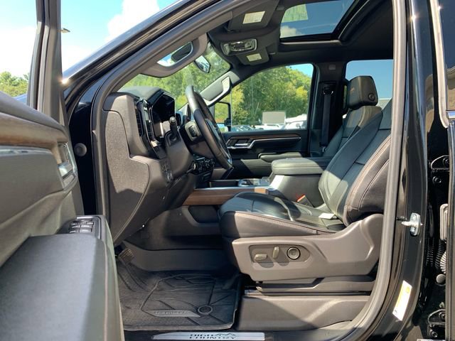 Used 2024 Chevrolet Silverado 2500 High Country image 27
