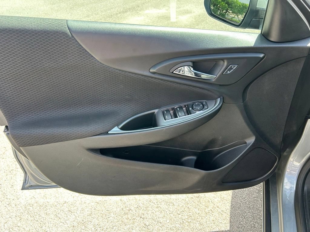 Used 2024 Chevrolet Malibu LT FWD image 18