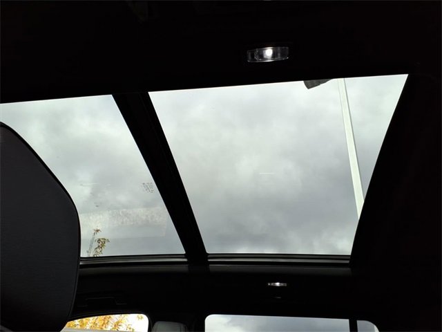 New 2026 GMC Yukon Denali w/ Sun & Power Step Package image 13