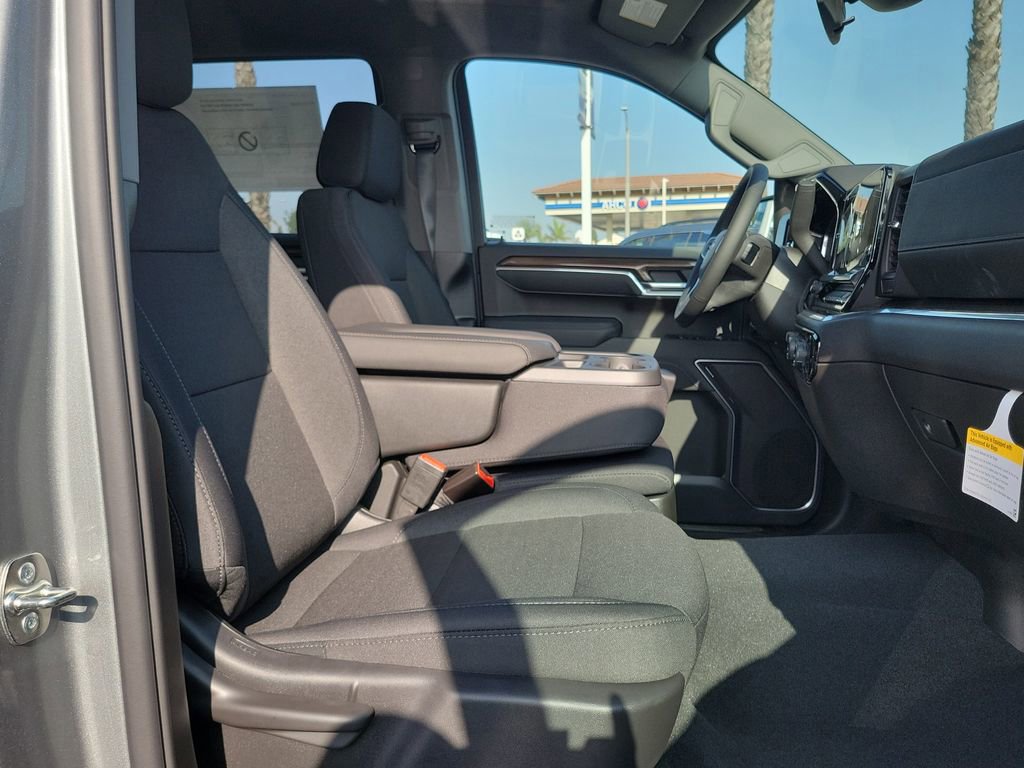 New 2026 Chevrolet Silverado 1500 LT image 18