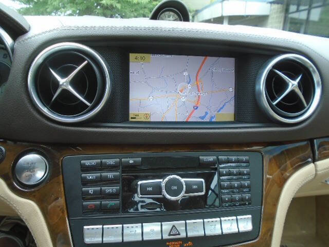 Used 2013 Mercedes-Benz SL 550 image 14