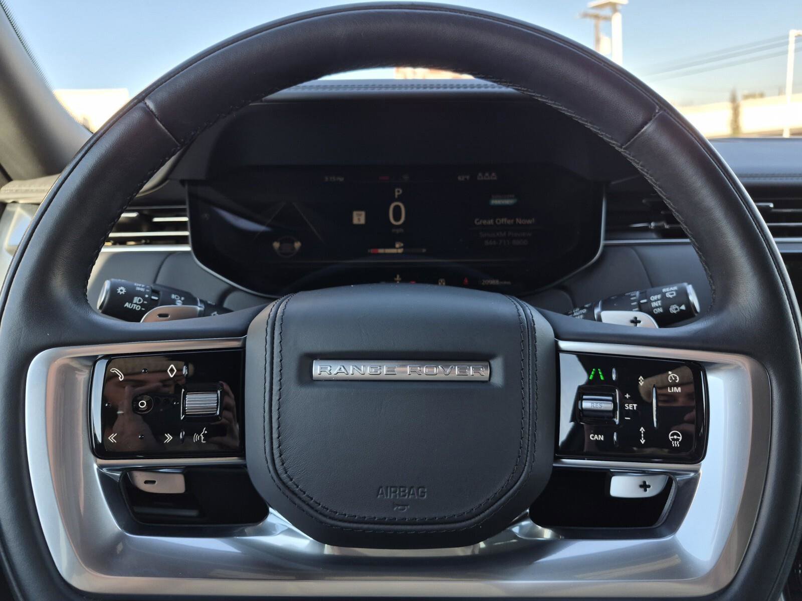 Used 2023 Land Rover Range Rover SV image 12