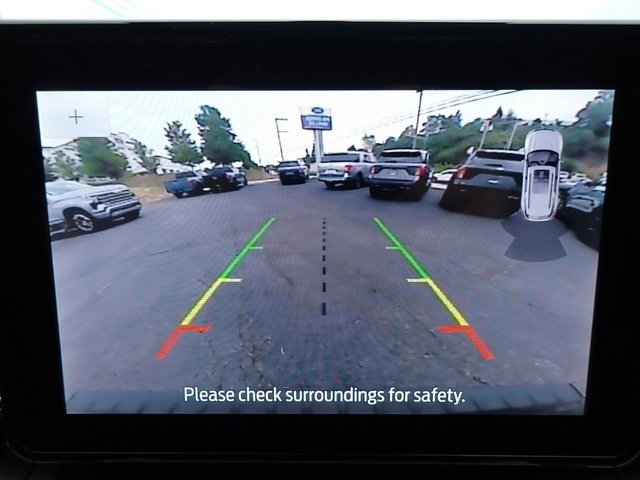 Used 2023 Ford Explorer XLT w/ Equipment Group 202A image 27