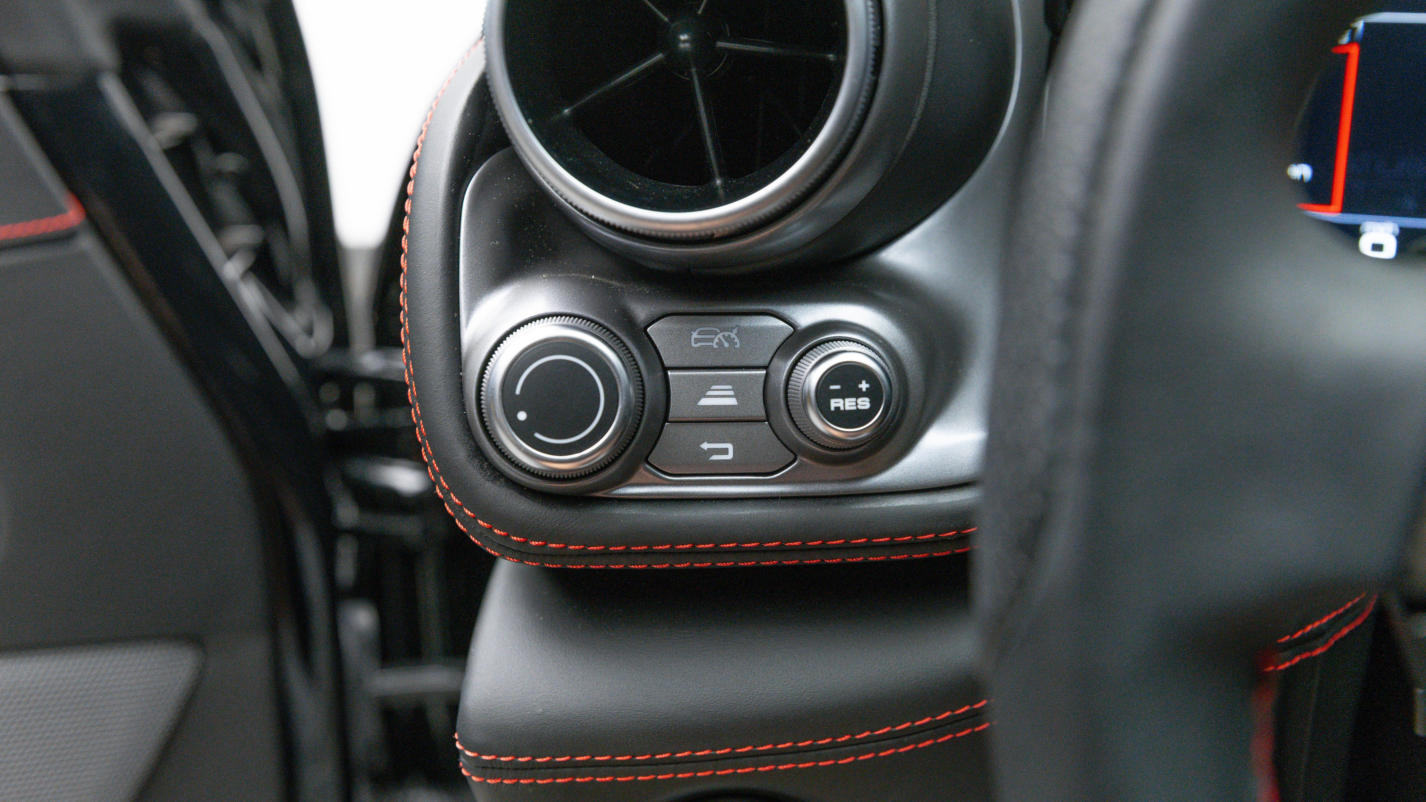 Certified 2020 Ferrari GTC4Lusso AWD/4WD image 16