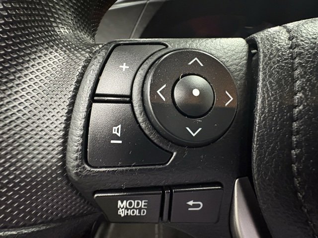 Used 2015 Toyota Corolla LE image 14